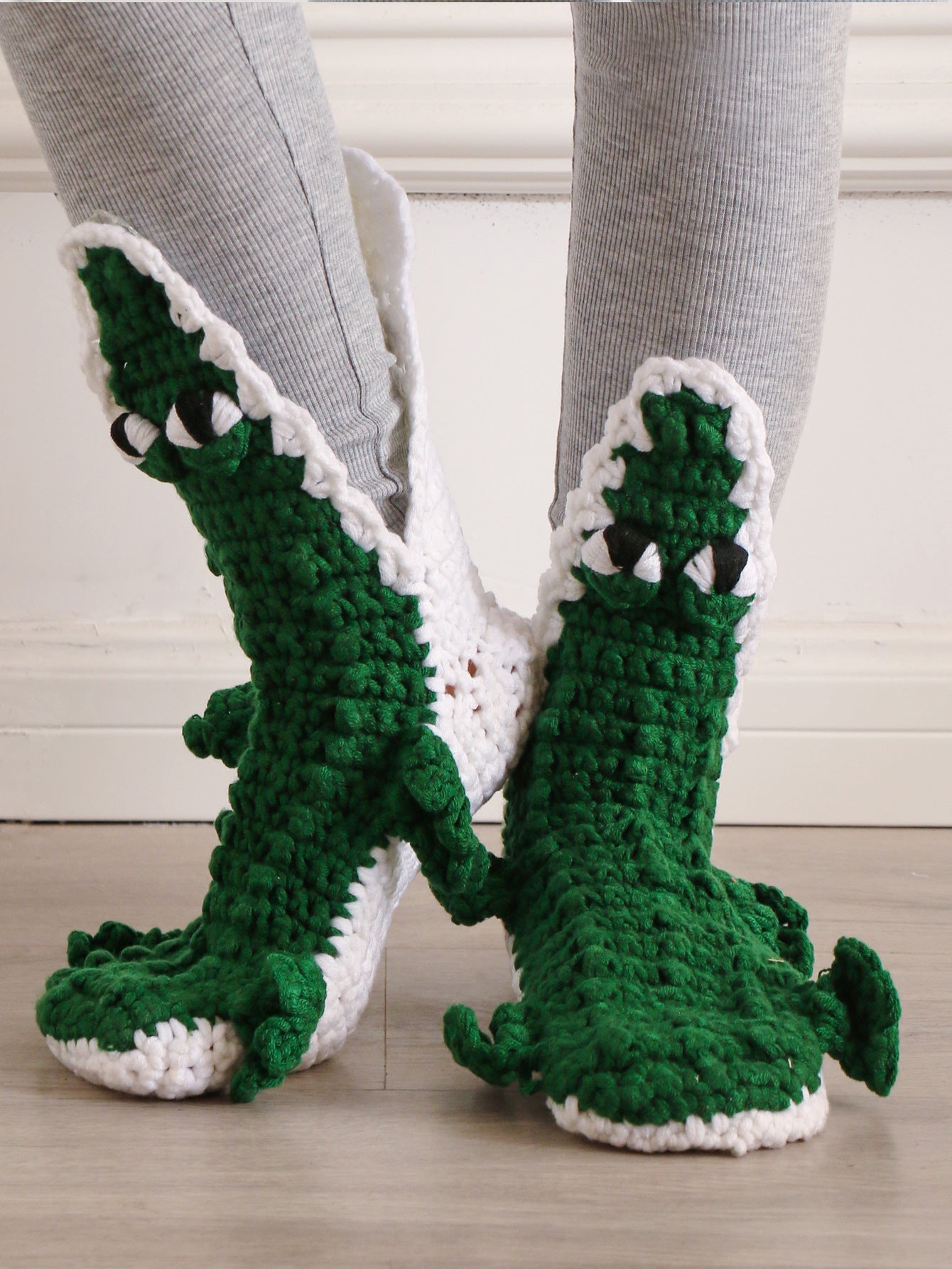 Handmade Socks Christmas Funny Knit Crocodile Socks