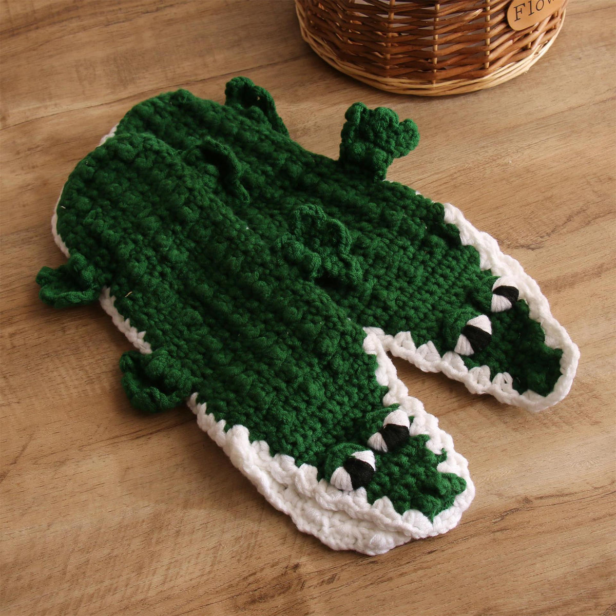 Handmade Socks Christmas Funny Knit Crocodile Socks